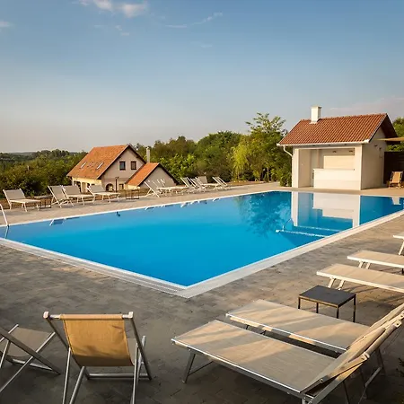 Hotel Radhe Es Syam Meditacios Es Rendezvenykozpont *