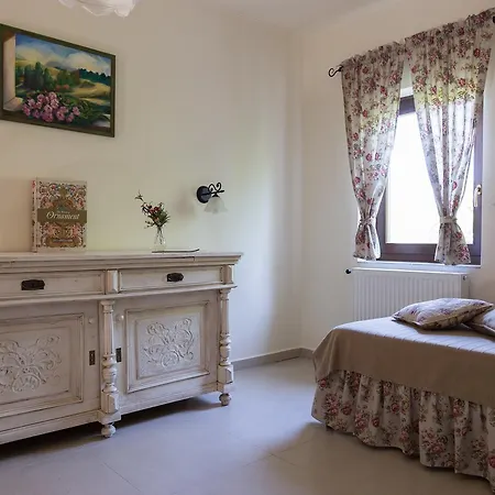 Hotel Radhe Es Syam Meditacios Es Rendezvenykozpont *