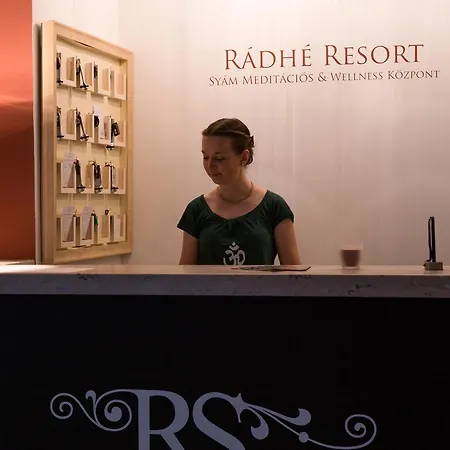 Radhe Es Syam Meditacios Es Rendezvenykozpont * Somogyvamos