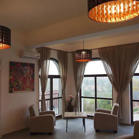 Hotel Radhe Es Syam Meditacios Es Rendezvenykozpont *
